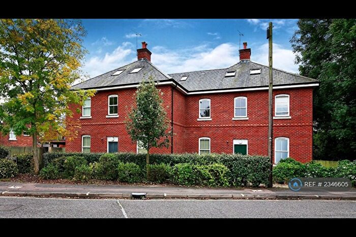 4 Bedroom Flat To Rent In St. Catherines Court, Winchester, SO23