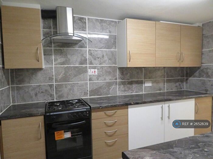 4 Bedroom Terraced House To Rent In Town Road, London, N9