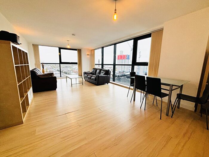 2 Bedroom Flat To Rent In Tempus Tower, Mirabel Street, M3