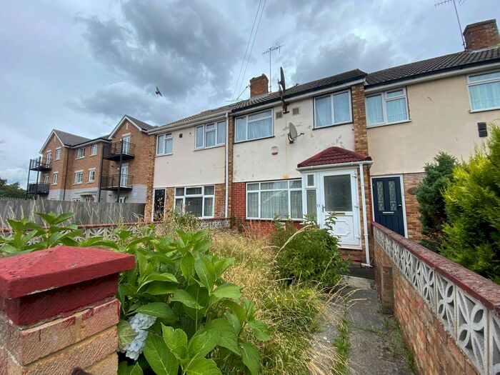 3 Bedroom Terraced House To Rent In Triumph Close, Hayes, UB3