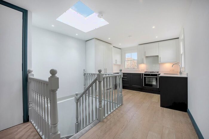 2 Bedroom Flat To Rent In Rozel Road, London, SW4