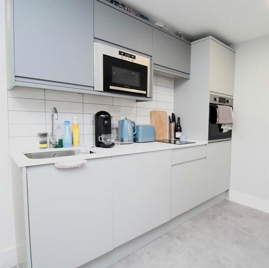 Studio To Rent In Fyfield Road, Enfield Town, EN1