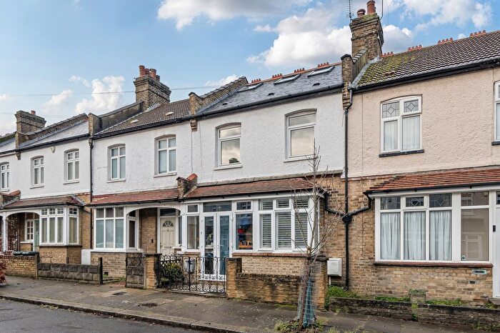 3 Bedroom Terraced House For Sale In Radcliffe Avenue, Enfield, EN2