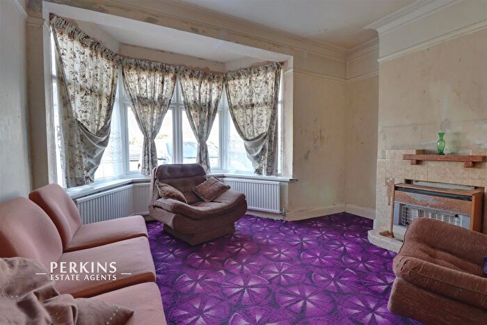 3 Bedroom Terraced House For Sale In Greenford, UB6