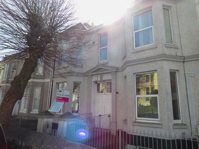 1 Bedroom Flat To Rent In Connaught Avenue, Plymouth, PL4