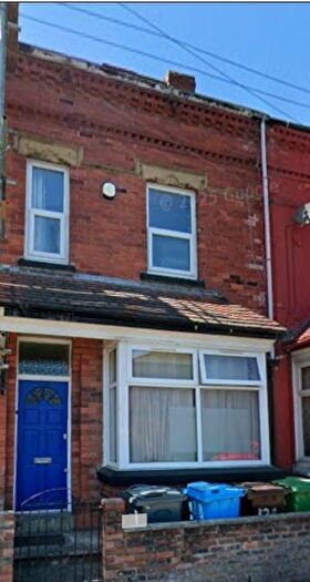 5 Bedroom Terraced House To Rent In Heald Grove, Rusholme, Manchester, M14