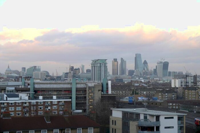 3 Bedroom Flat To Rent In Albert Embankment, London, SE1