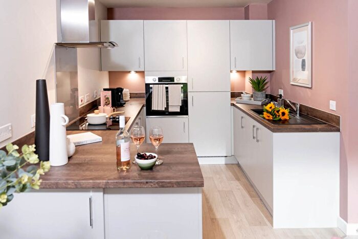 2 Bedroom Flat To Rent In Maghull, L31
