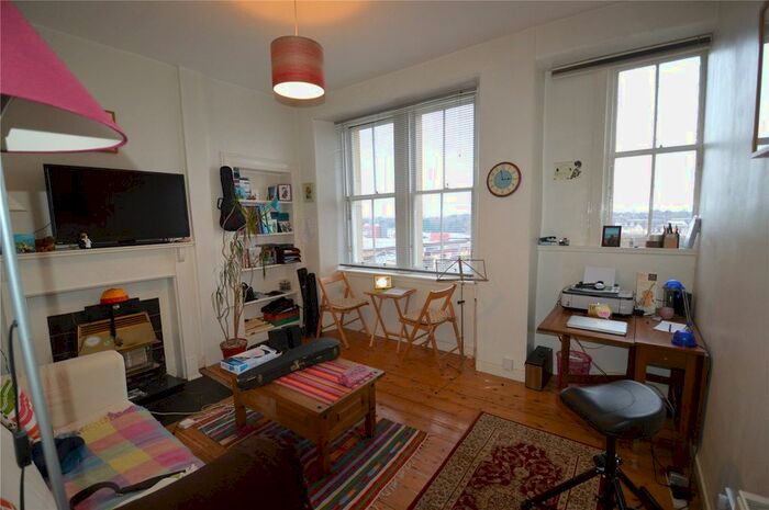 1 Bedroom Detached House To Rent In Broughton Road, Edinburgh, EH7