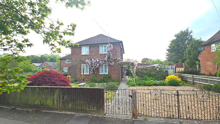 3 Bedroom Semi-Detached House For Sale In Roundfield, Upper Bucklebury, Reading, RG7