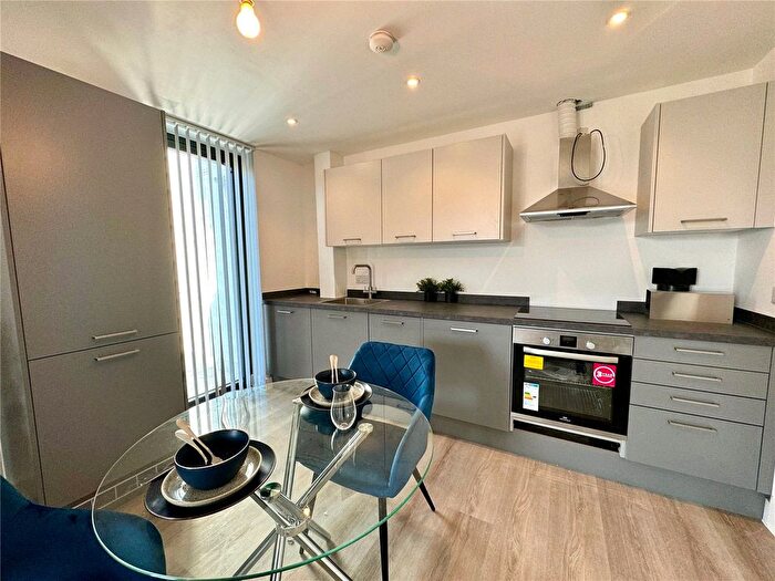 1 Bedroom Flat For Sale In Farnborough Road, Farnborough, Hampshire, GU14