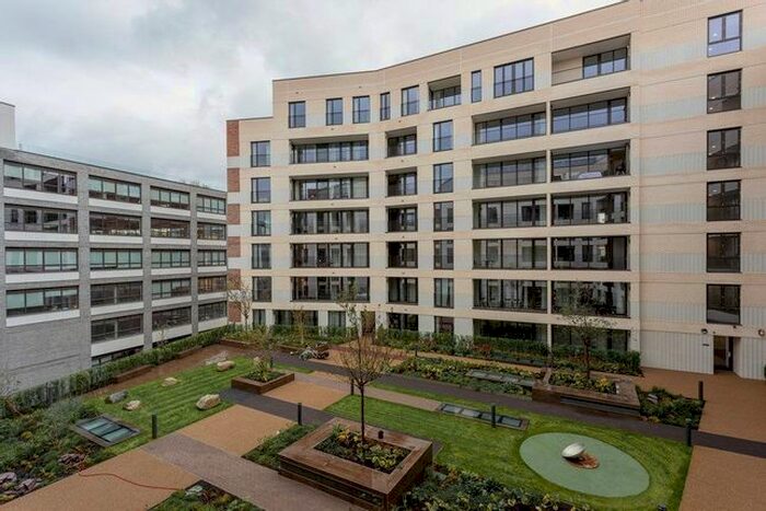 2 Bedroom Flat For Sale In Rosewood Building, Shoreditch Exchange, London, E2