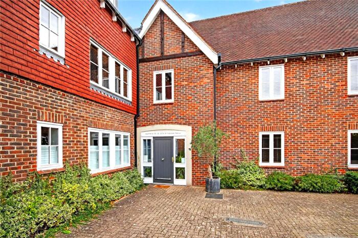2 Bedroom Apartment To Rent In Highgrove Avenue, Ascot, Berkshire, SL5