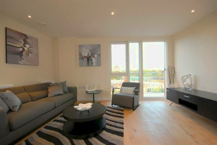 2 Bedroom Apartment To Rent In Devizes Street, Hoxton, N1