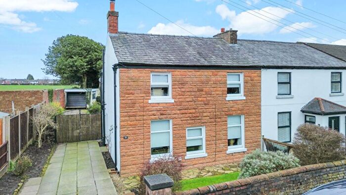 3 Bedroom Cottage For Sale In Holt Lane, Rainhill, L35