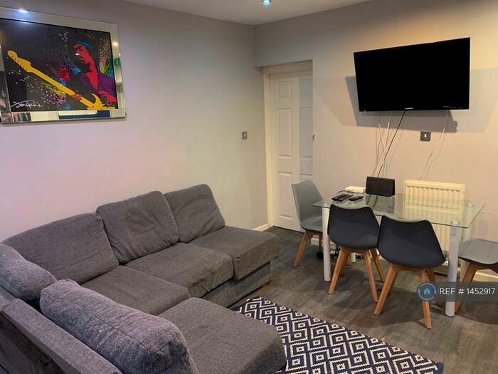 5 Bedroom Flat To Rent In Ramilies Road, Liverpool, L18