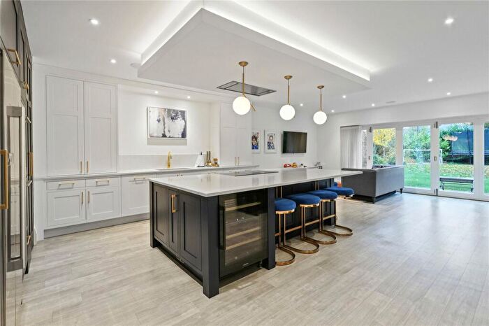 5 Bedroom Detached House To Rent In Oakshade Road, Oxshott, Surrey, KT22
