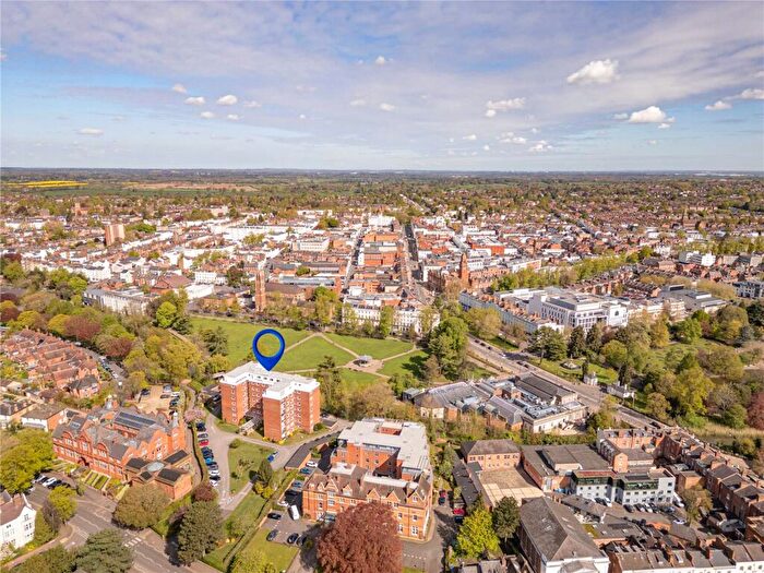 2 Bedroom Apartment For Sale In Avenue Road, Leamington Spa, Warwickshire, CV31