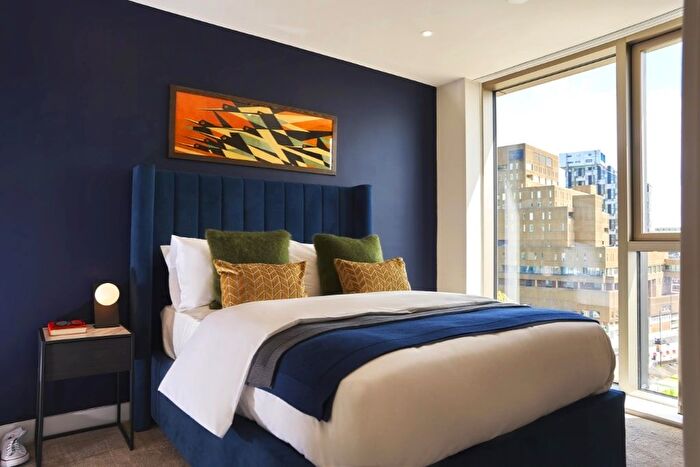 2 Bedroom Flat To Rent In William Jessop Way, Liverpool, L3