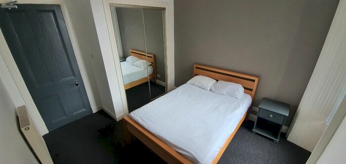 2 Bedroom Flat To Rent In Union Street, City Centre, Aberdeen, AB11