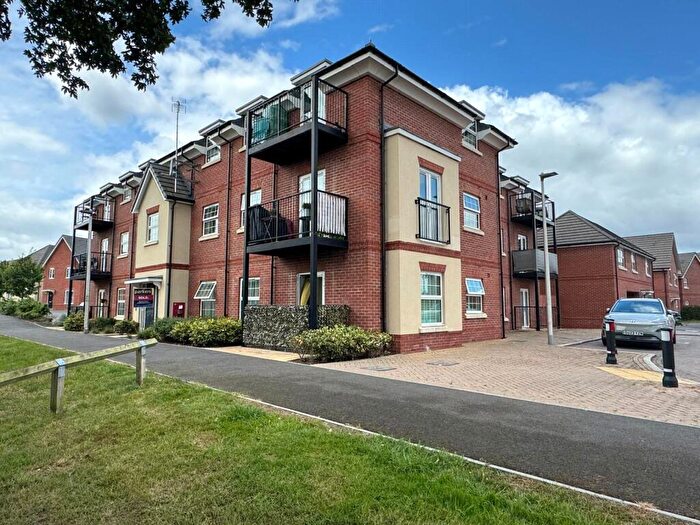 2 Bedroom Apartment For Sale In Coronation Drive, Three Mile Cross, Reading, Berkshire, RG7