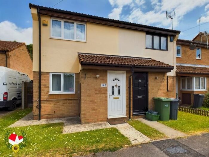 2 Bedroom Property To Rent In Overbrook Road, Hardwicke, Gloucester, GL2