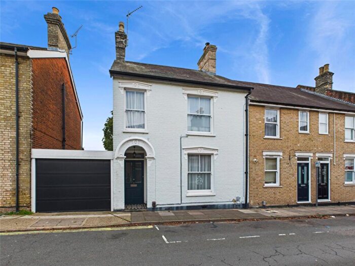 3 Bedroom Semi Detached House For Sale In Orford Street, Ipswich, Suffolk, IP1