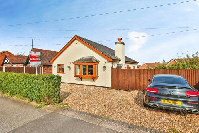 2 Bedroom Bungalow For Sale In Farleys Lane, Hucknall, Nottingham, Nottinghamshire, NG15