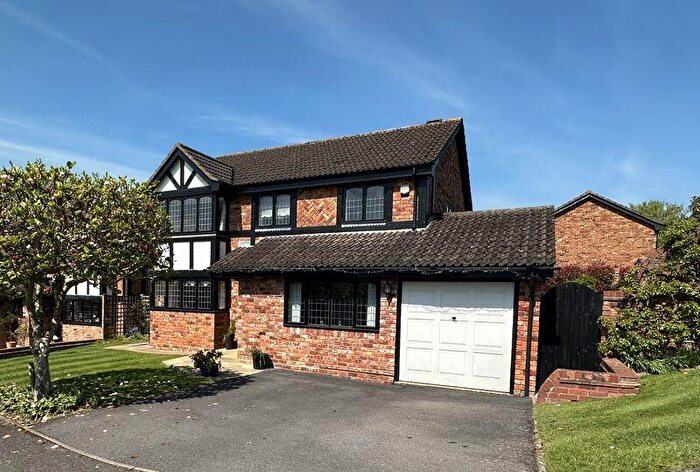 4 Bedroom Detached House For Sale In Hughenden Valley - No Chain - Very Well Presented, HP14