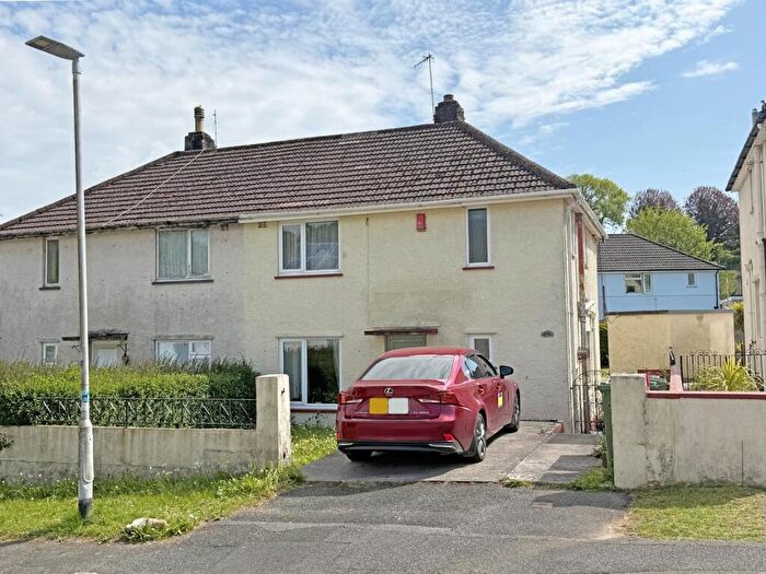 3 Bedroom Semi-Detached House For Sale In Thames Gardens, Efford, Plymouth, PL3