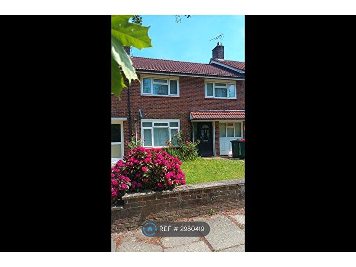 4 Bedroom Terraced House To Rent In The Green, Crawley, RH11