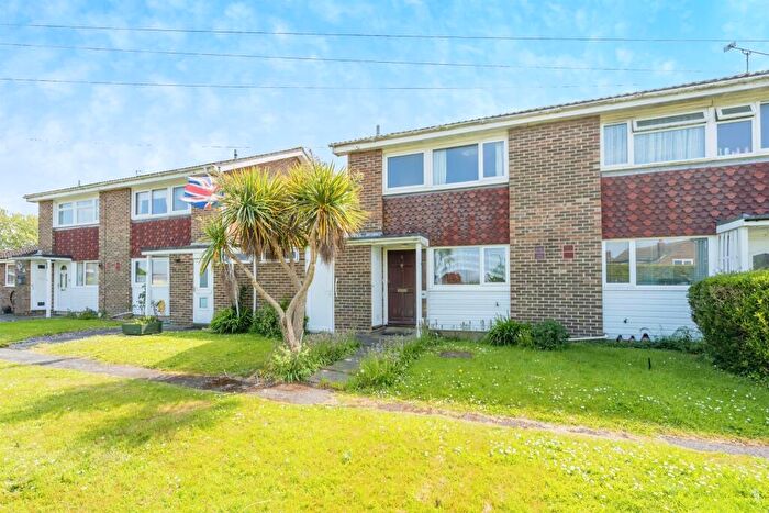 3 Bedroom Semi-Detached House For Sale In Manor Park, Bognor Regis, PO21