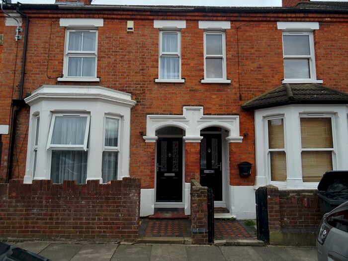3 Bedroom Terraced House To Rent In Salisbury Street, Bedford, MK41