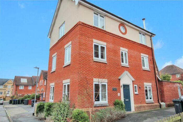 4 Bedroom Detached House To Rent In Salisbury - Woodbury Yard, SP2