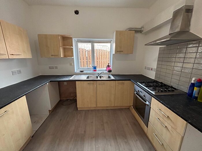 2 Bedroom Flat To Rent In Main Street, Rawmarsh, S61