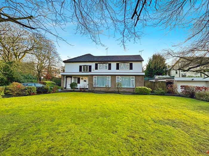 5 Bedroom Detached House For Sale In Cavendish Road, Salford, M7