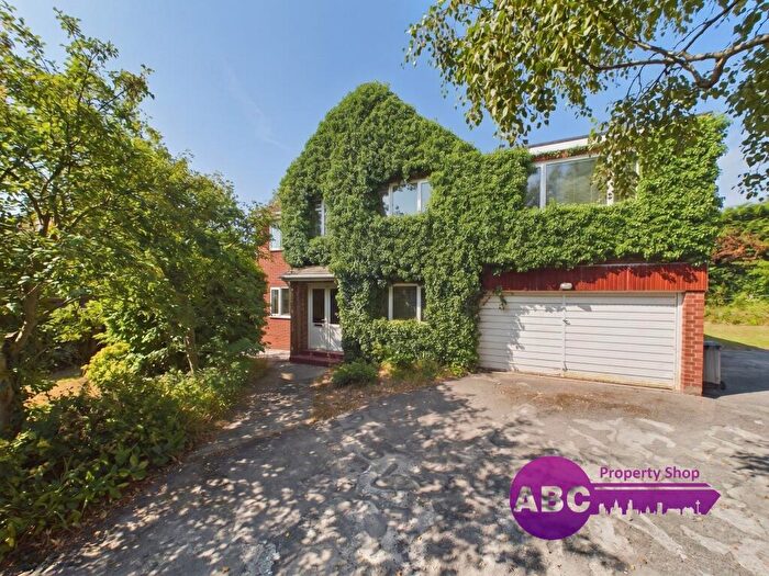 5 Bedroom Detached House For Sale In Melloncroft Drive West, Caldy, Wirral, CH48