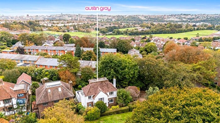 4 Bedroom Property For Sale In Surrenden Road, Brighton, BN1