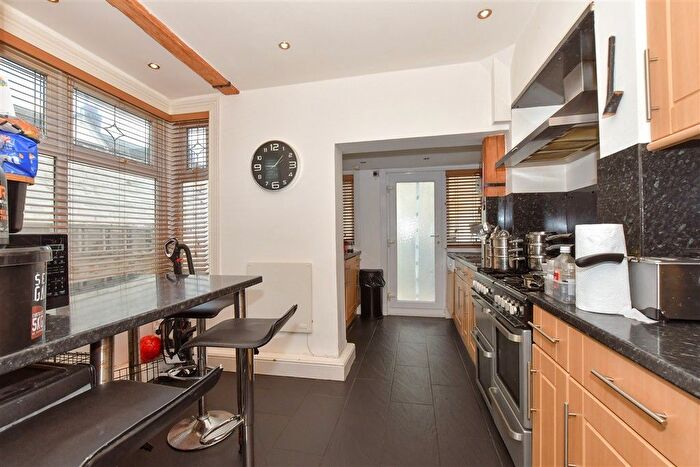 3 Bedroom End Terrace House For Sale In Danesmead Terrace, Margate, Kent, CT9