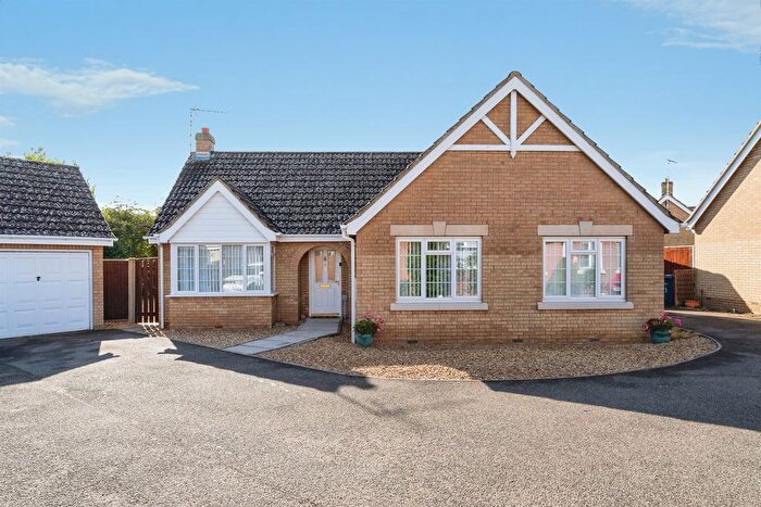 3 Bedroom Detached Bungalow For Sale In Morley Way, Wimblington, March, PE15