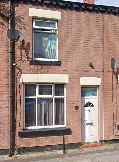 2 Bedroom Terraced House To Rent In South Street, Bolton, BL3