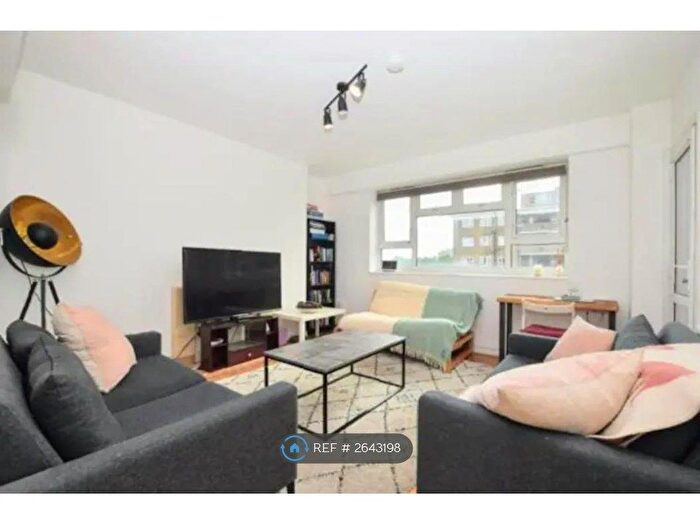 2 Bedroom Flat To Rent In London, London, SE17