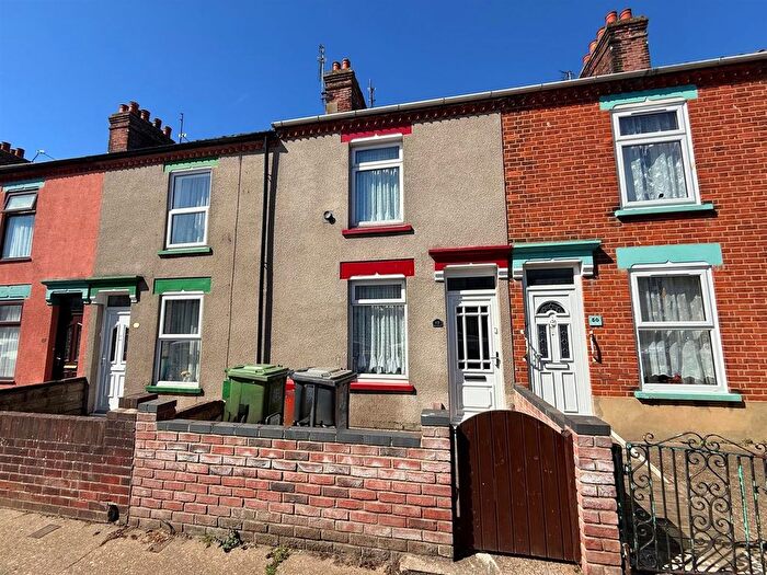 2 Bedroom Terraced House For Sale In Arundel Road, Great Yarmouth, NR30