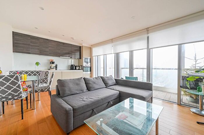 2 Bedroom Flat For Sale In Barking Road, Canning Town, London, E16