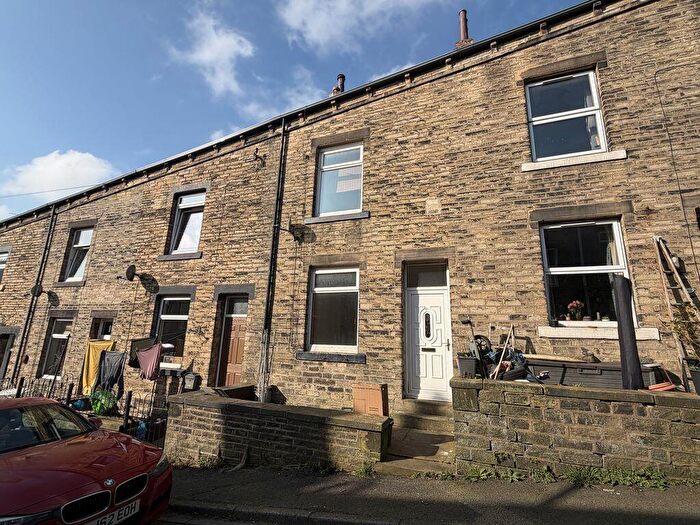 2 Bedroom Terraced House For Sale In Albert Street, Mytholmroyd, Hebden Bridge, HX7