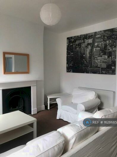 2 Bedroom Flat To Rent In Bairstow Street, Preston, PR1