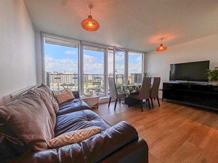 2 Bedroom Flat For Sale In Angel Lane, London, E15