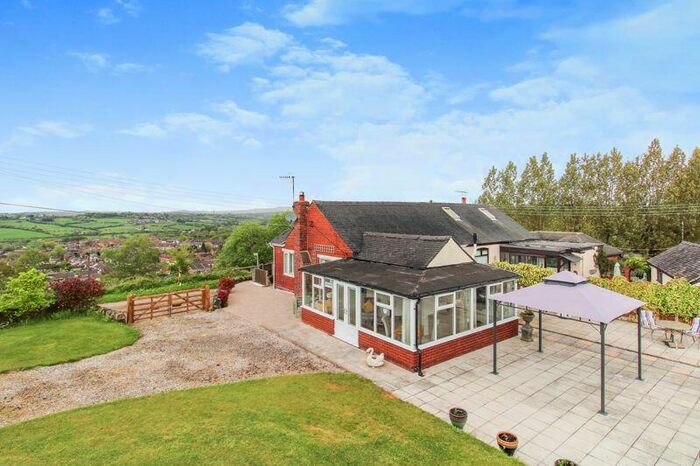 2 Bedroom Semi-Detached Bungalow For Sale In Red Lane, Light Oaks, ST2