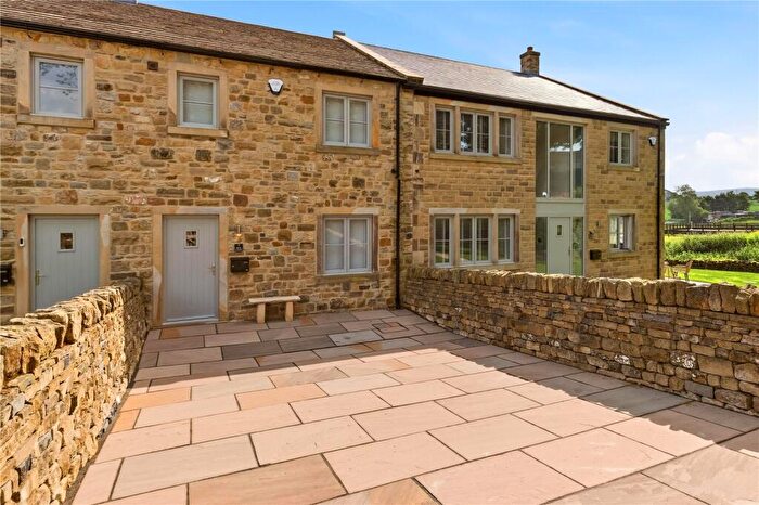 3 Bedroom Terraced House For Sale In Ben Lane, Barnoldswick, Lancashire, BB18