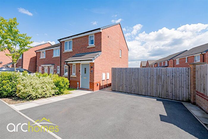 3 Bedroom Detached House For Sale In Meadow Mead, Leigh, WN7